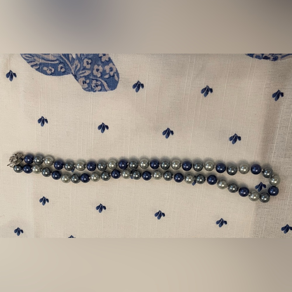 South Sea Elegant Blue and Silver Pearl Necklace 8 MM 18 inches